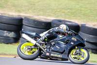 anglesey-no-limits-trackday;anglesey-photographs;anglesey-trackday-photographs;enduro-digital-images;event-digital-images;eventdigitalimages;no-limits-trackdays;peter-wileman-photography;racing-digital-images;trac-mon;trackday-digital-images;trackday-photos;ty-croes